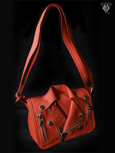 bolso-chamarra-cuerina-rojo-ajustable-bolsillos-funcionales-envios-nacionales-domicilios-bogota-soacha